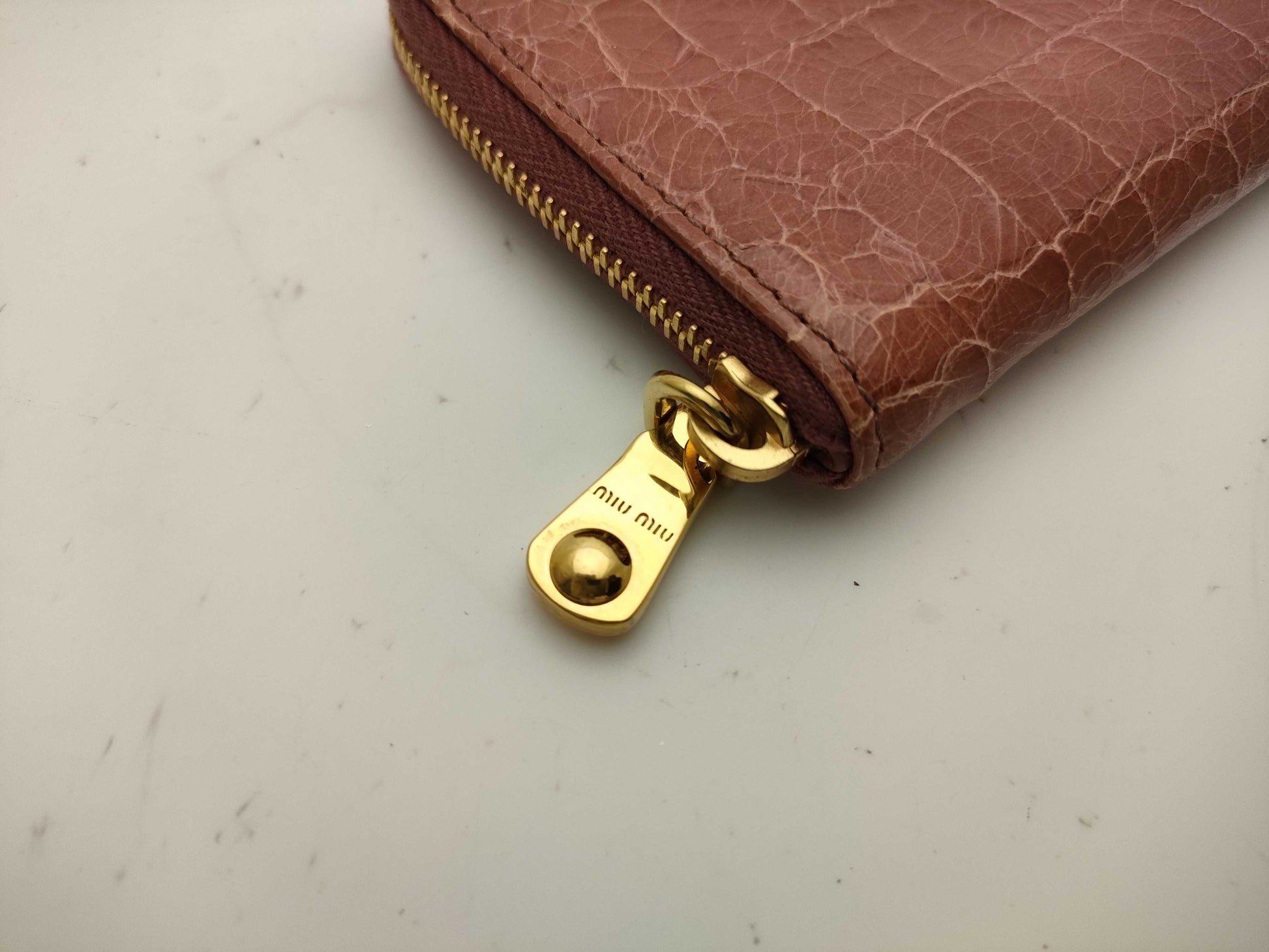 miu miu coin case/embossed coin case