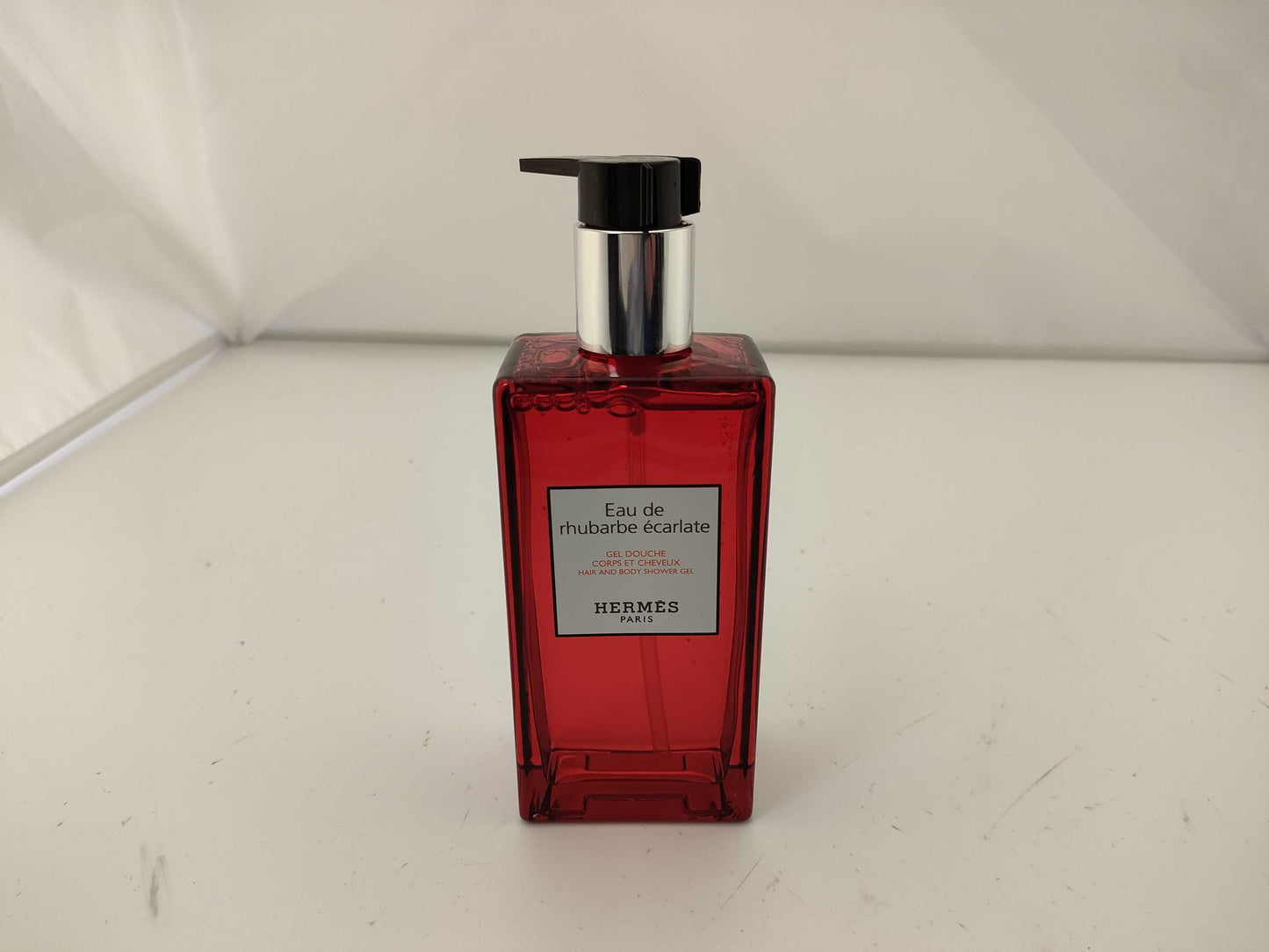HERMES Eau de Rhubarbe Ecarlatte Hair and Body Cleansing Cosmetics
