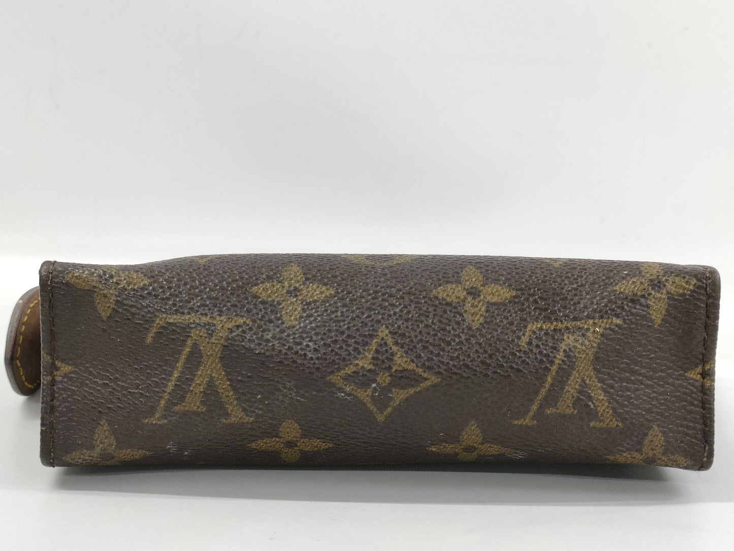 LOUIS VUITTON Monogram Poche Toilette 15 Pouch
