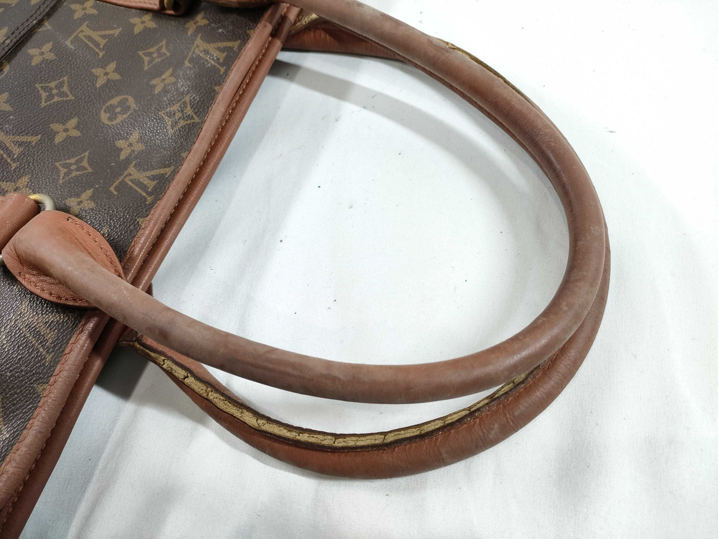 LOUIS VUITTON Monogram Weekend Handbag