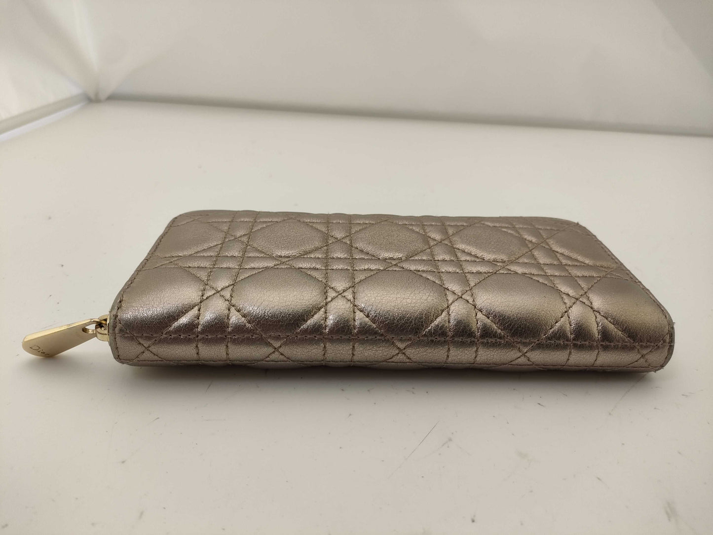 Dior round zipper wallet