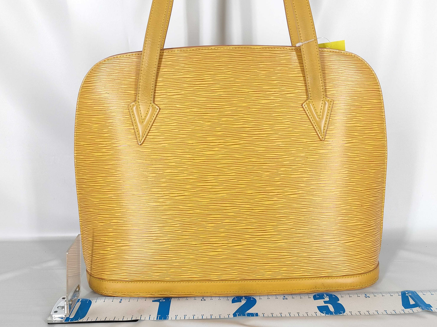 LOUIS VUITTON Epi Lussack Epi Handbag