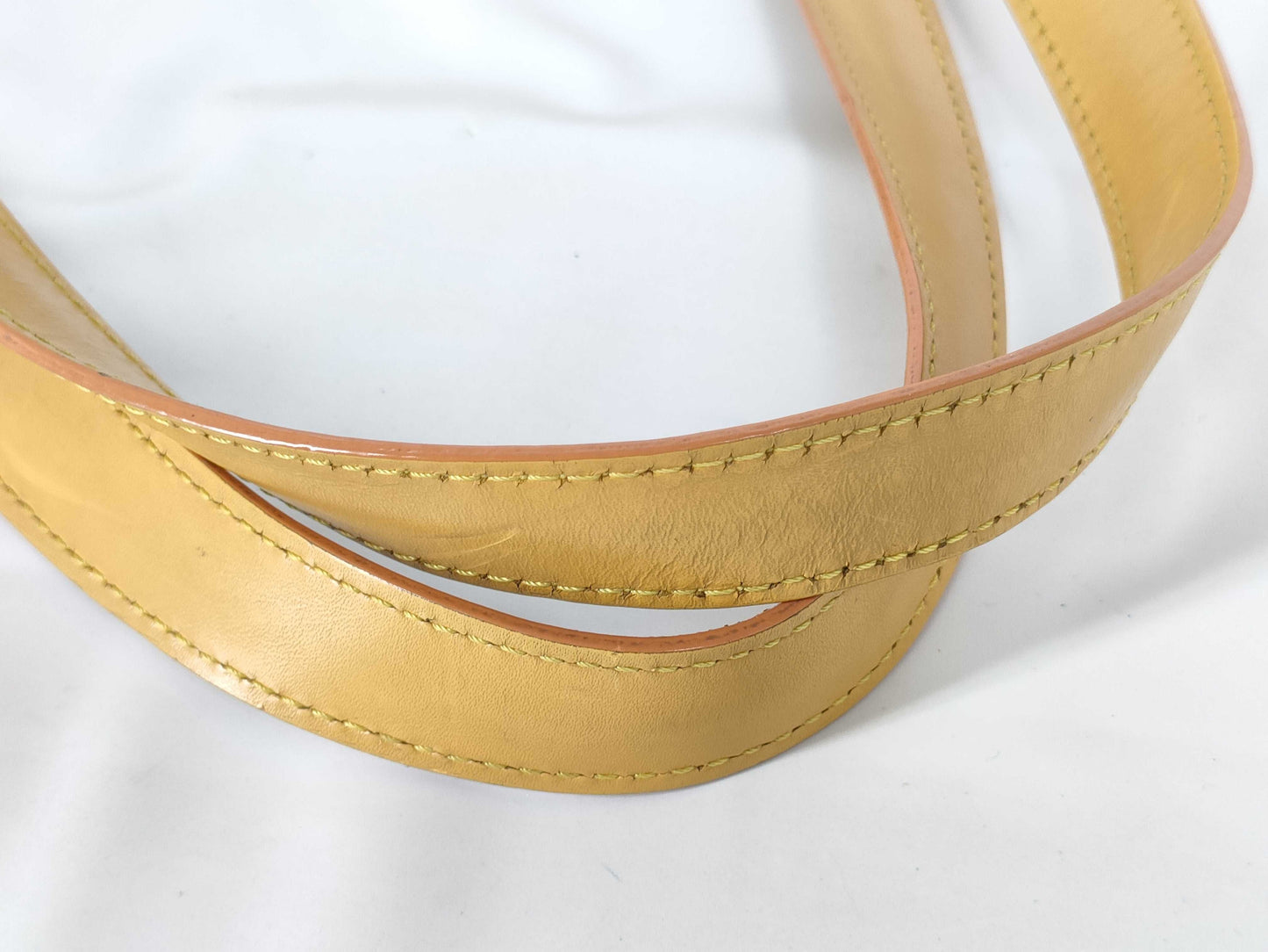 LOUIS VUITTON Epi Lussack Epi Handbag
