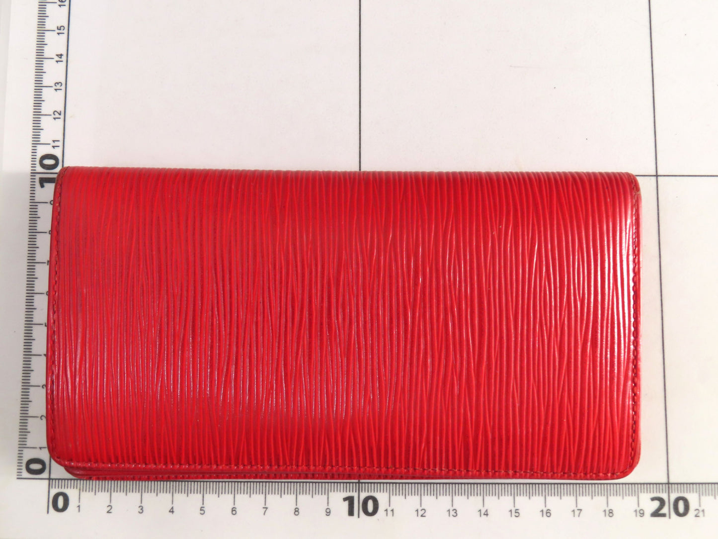 LOUIS VUITTON Epi Long Wallet Billfold