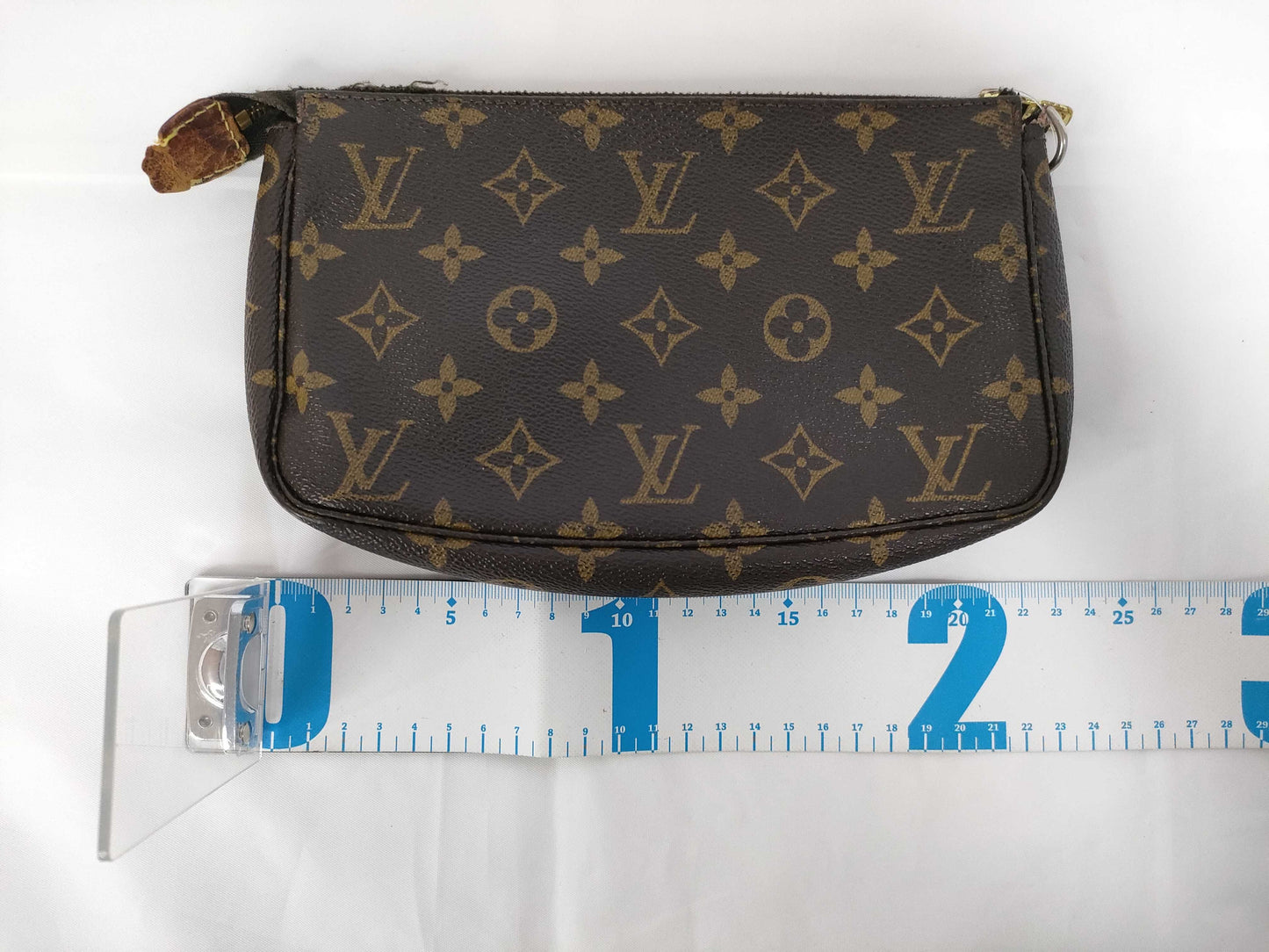 LOUIS VUITTON Monogram M40712 Pochette Accessoires Bag