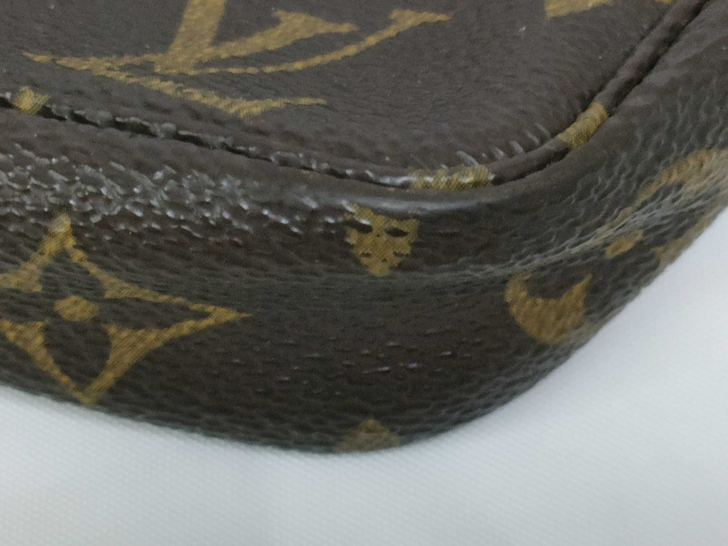 LOUIS VUITTON Monogram M40712 Pochette Accessoires Bag