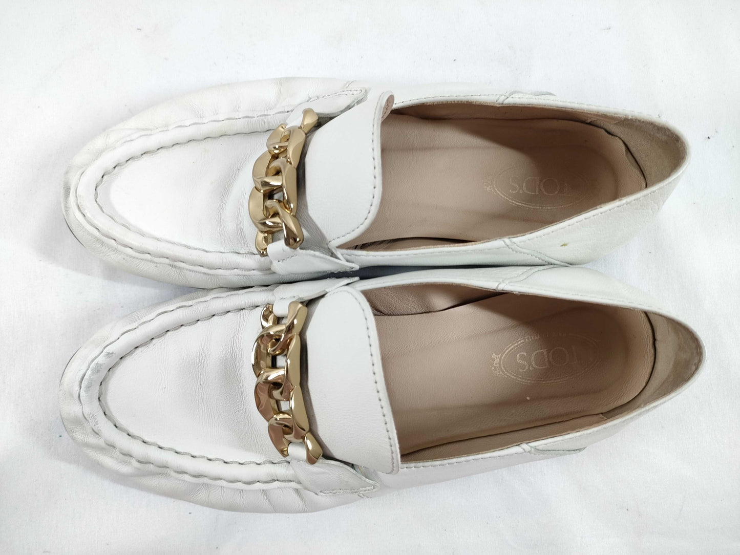 TODS Tod's Chain Leather Loafers