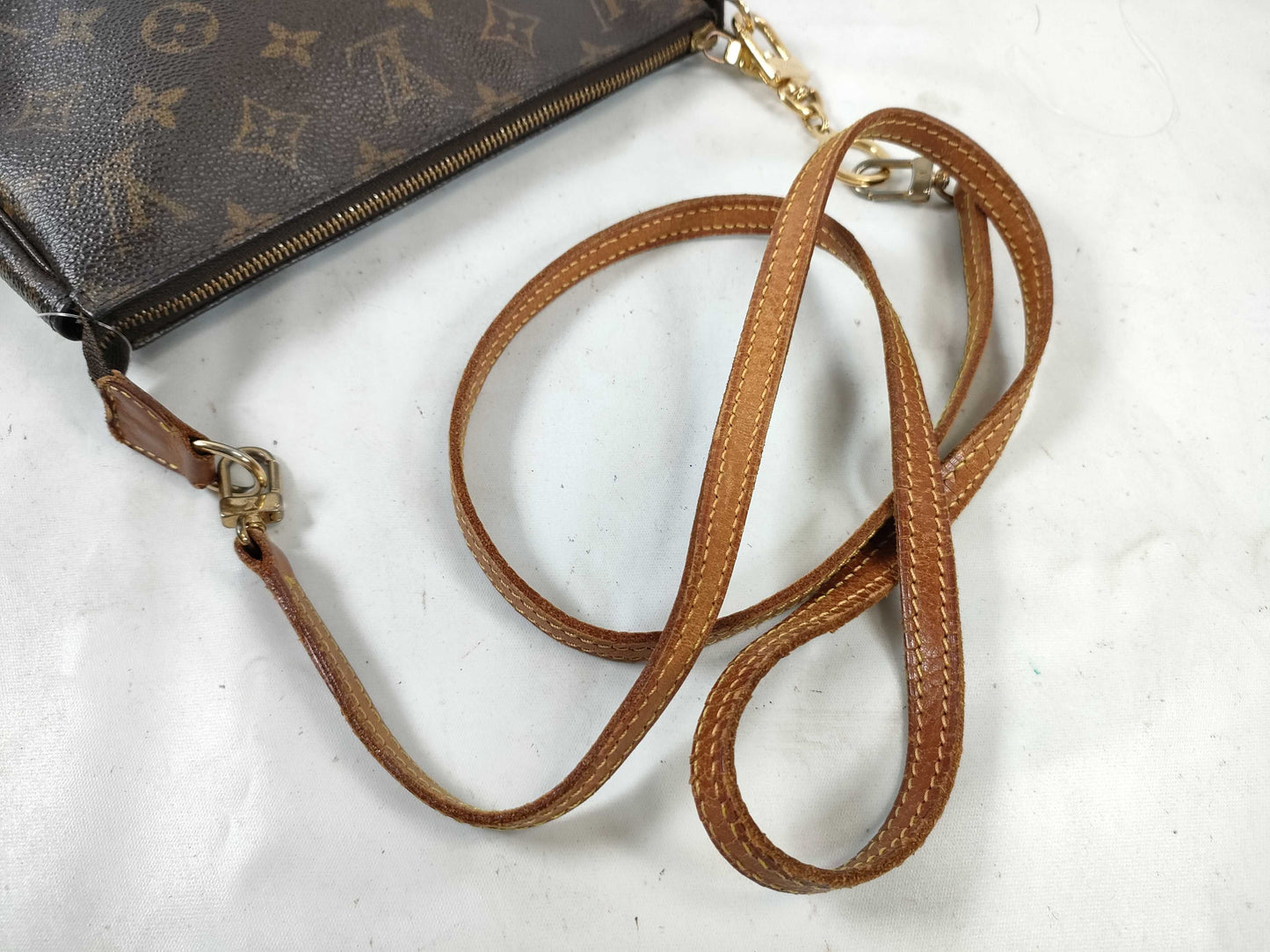 LOUIS VUITTON Monogram M40712 Pochette Accessoires Pouch