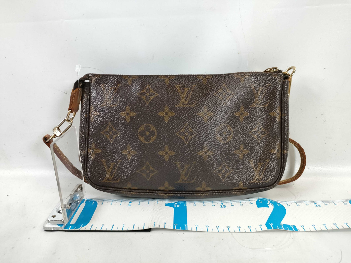 LOUIS VUITTON Monogram M40712 Pochette Accessoires Pouch