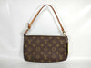 LOUIS VUITTON Monogram M40712 Pochette Accessoires Handbag