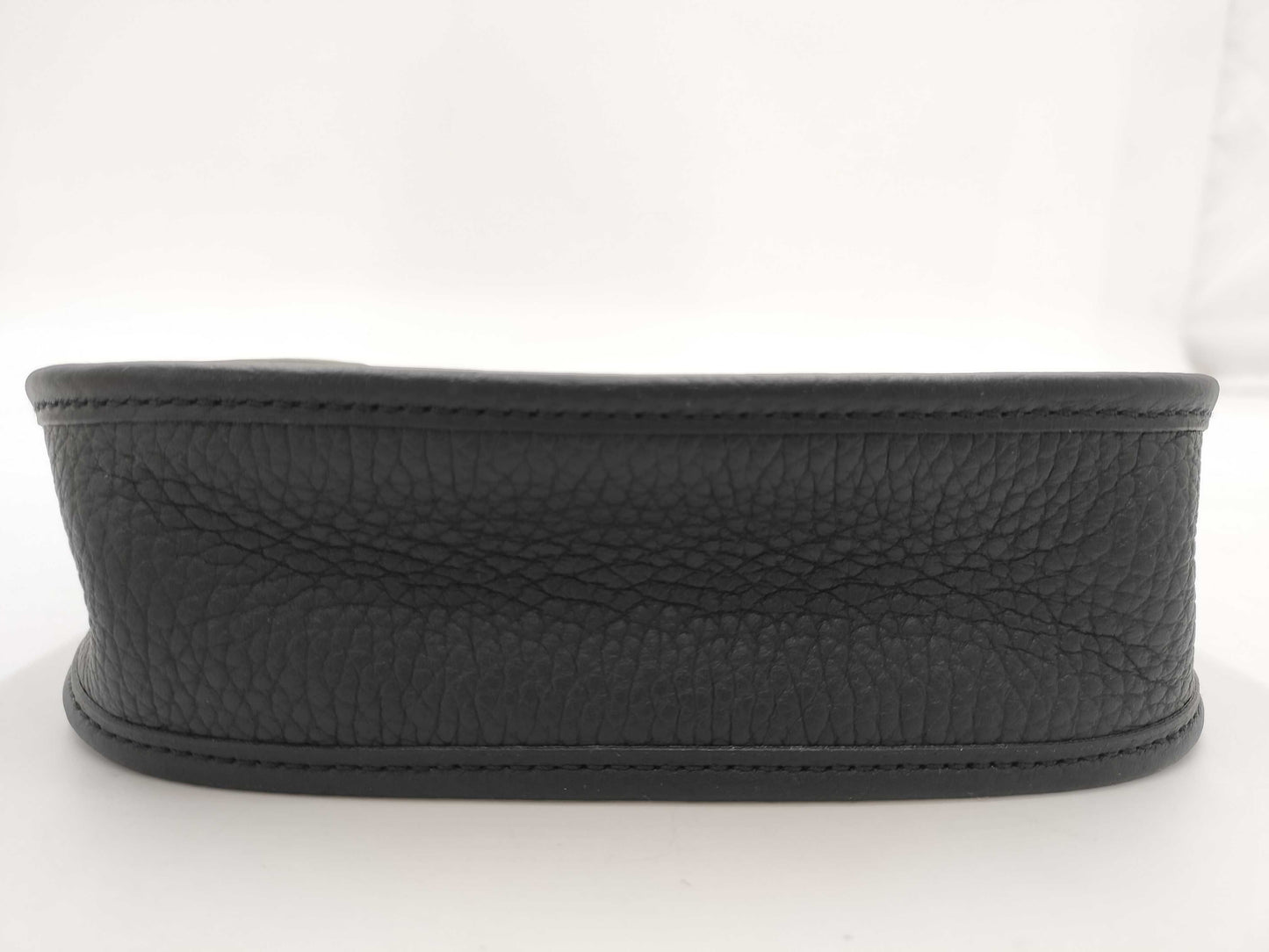 HERMES Evelyn TPM Noir Silver Hardware K Stamp Shoulder Bag