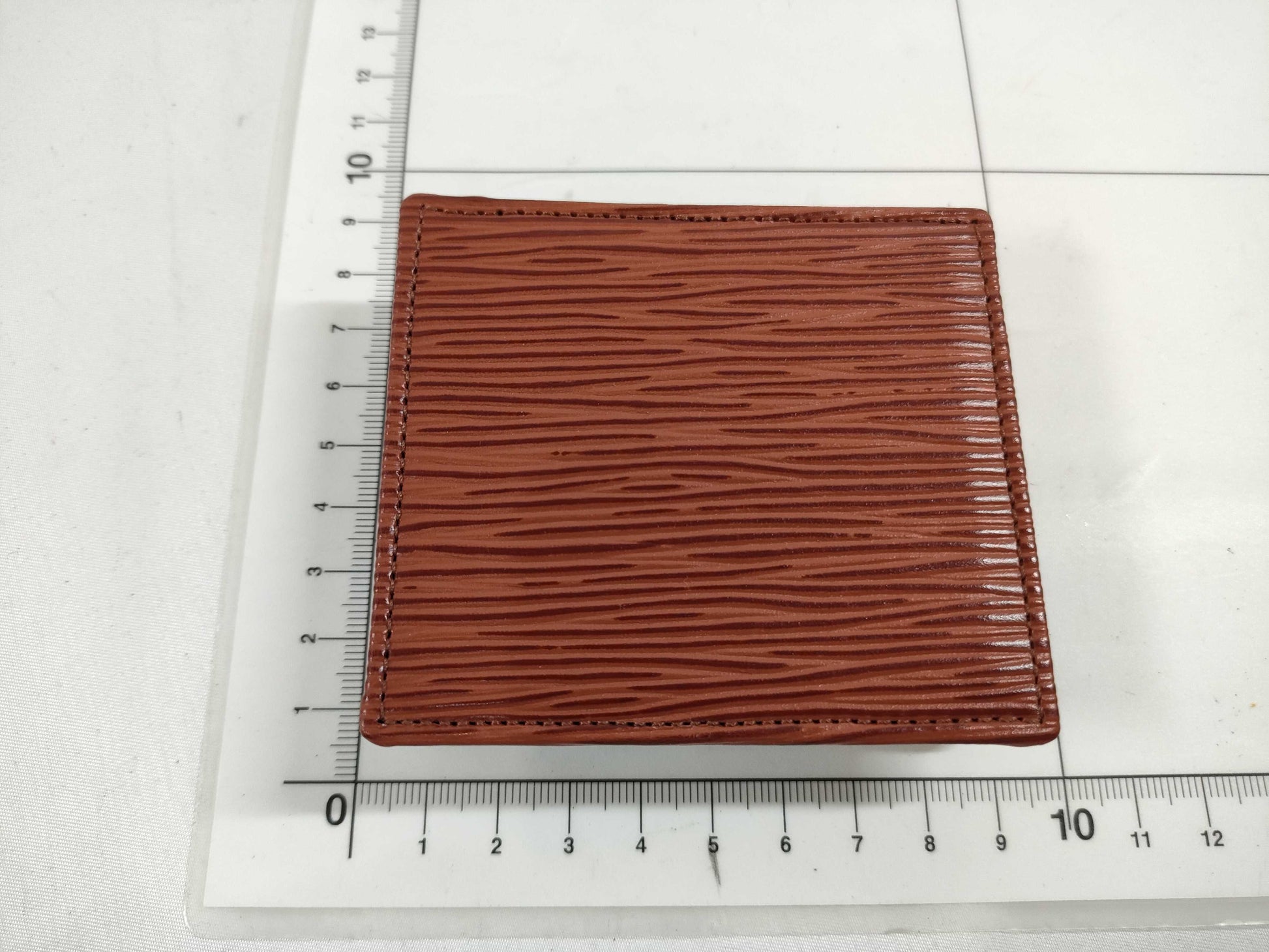 LOUIS VUITTON Epi M63693 Porte Monnaie Boite Wallet