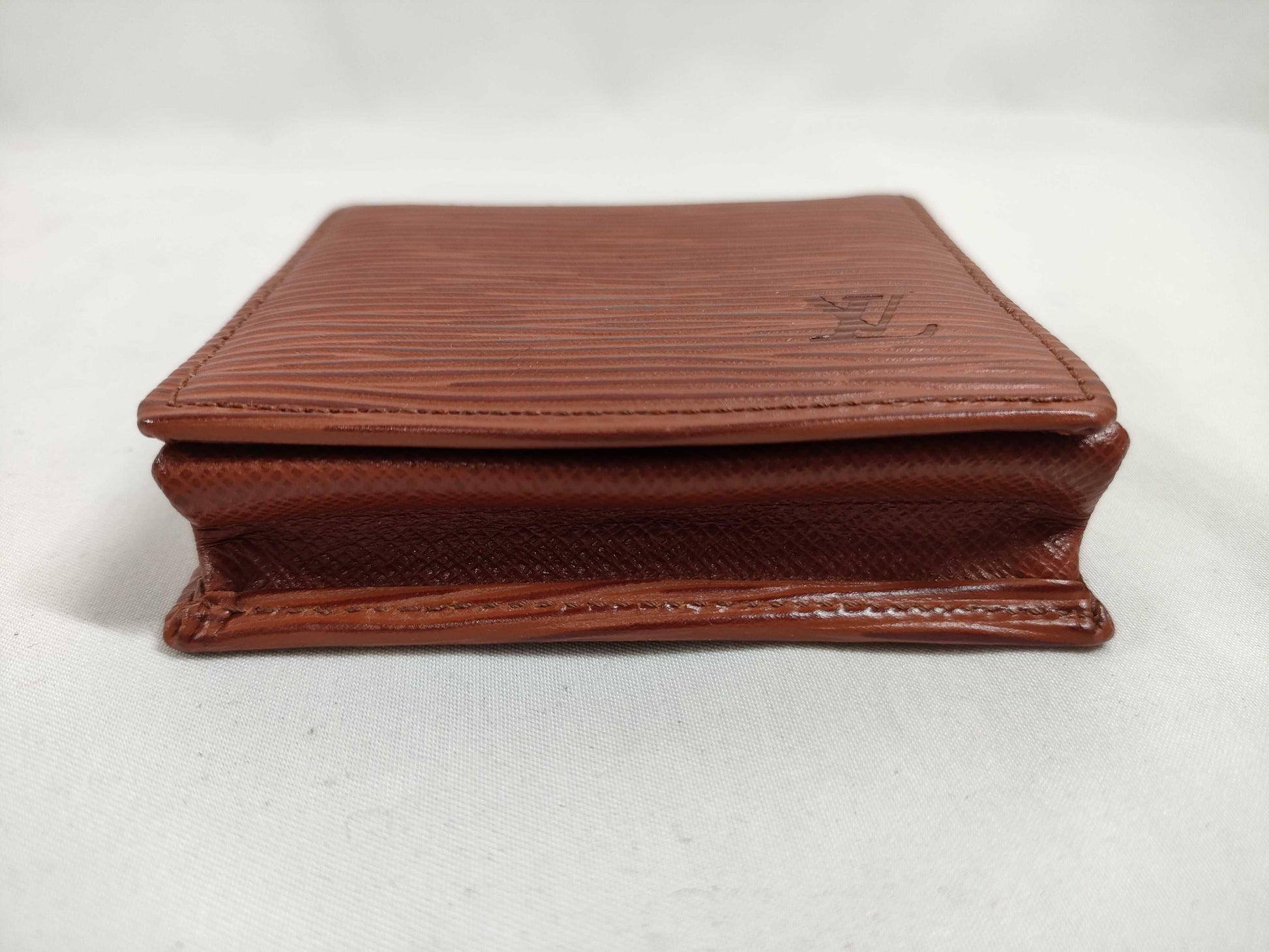 LOUIS VUITTON Epi M63693 Porte Monnaie Boite Wallet