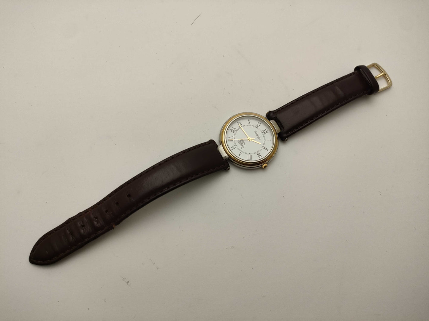 BURBERRY 8000 White Dial Burberry Women's Watch