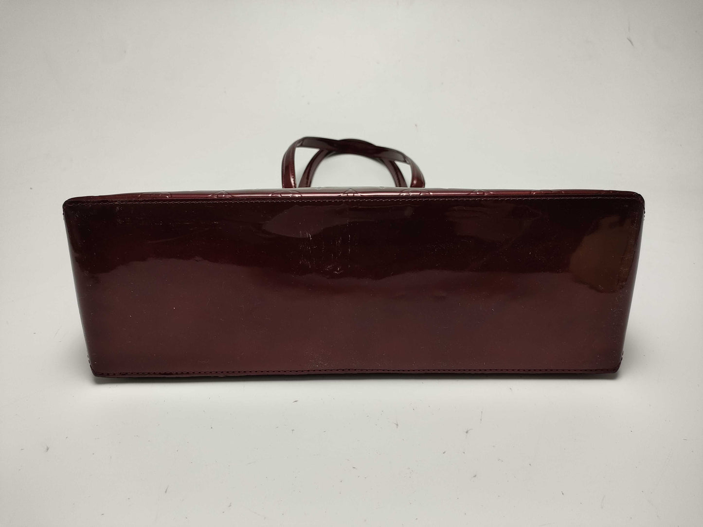LOUIS VUITTON Vernis Wilshire MM Tote Bag