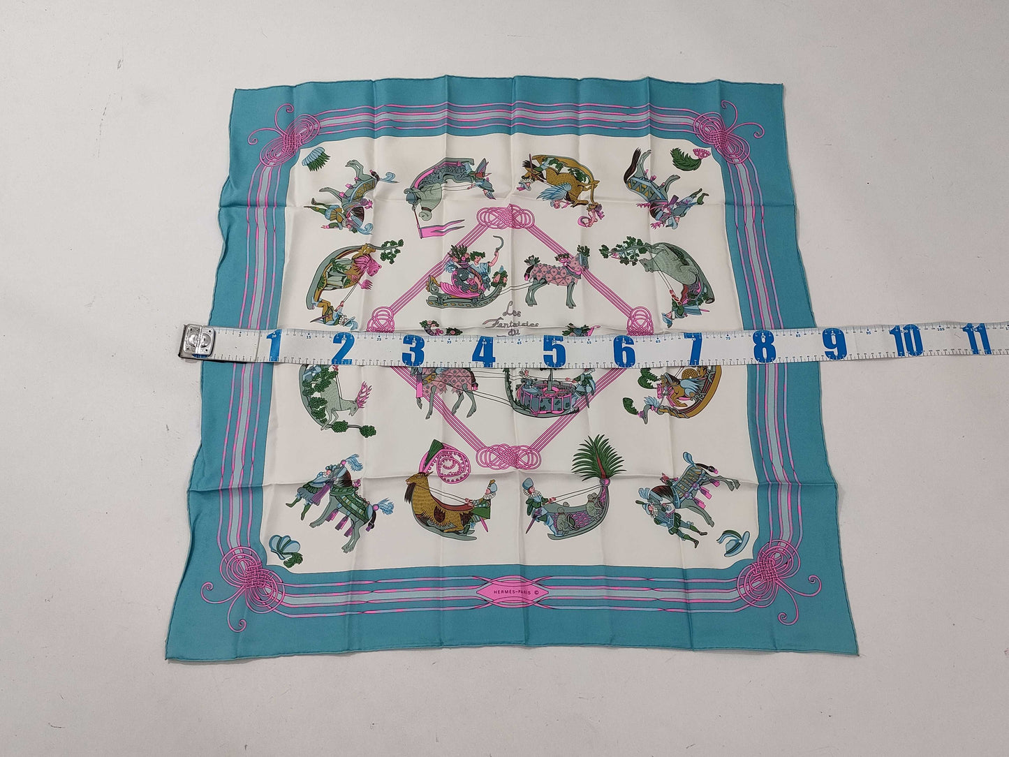 HERMES Carré Les Fantaisies du Roy Scarf