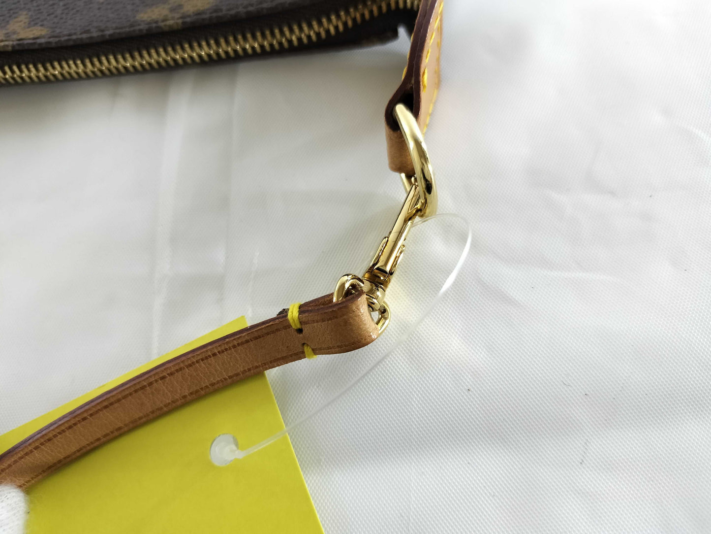 LOUIS VUITTON Monogram Pochette Accessoires Pouch