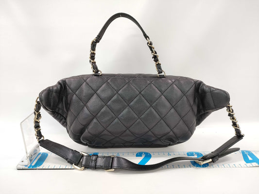 CHANEL Matelasse Caviar Skin Waist Bag