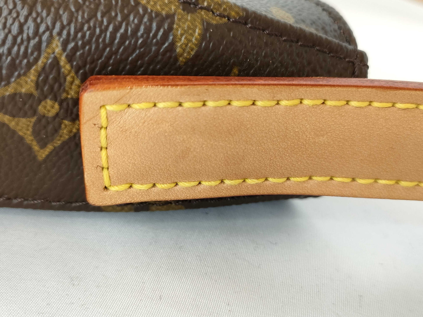 LOUIS VUITTON Monogram M51145 Looping GM Handbag