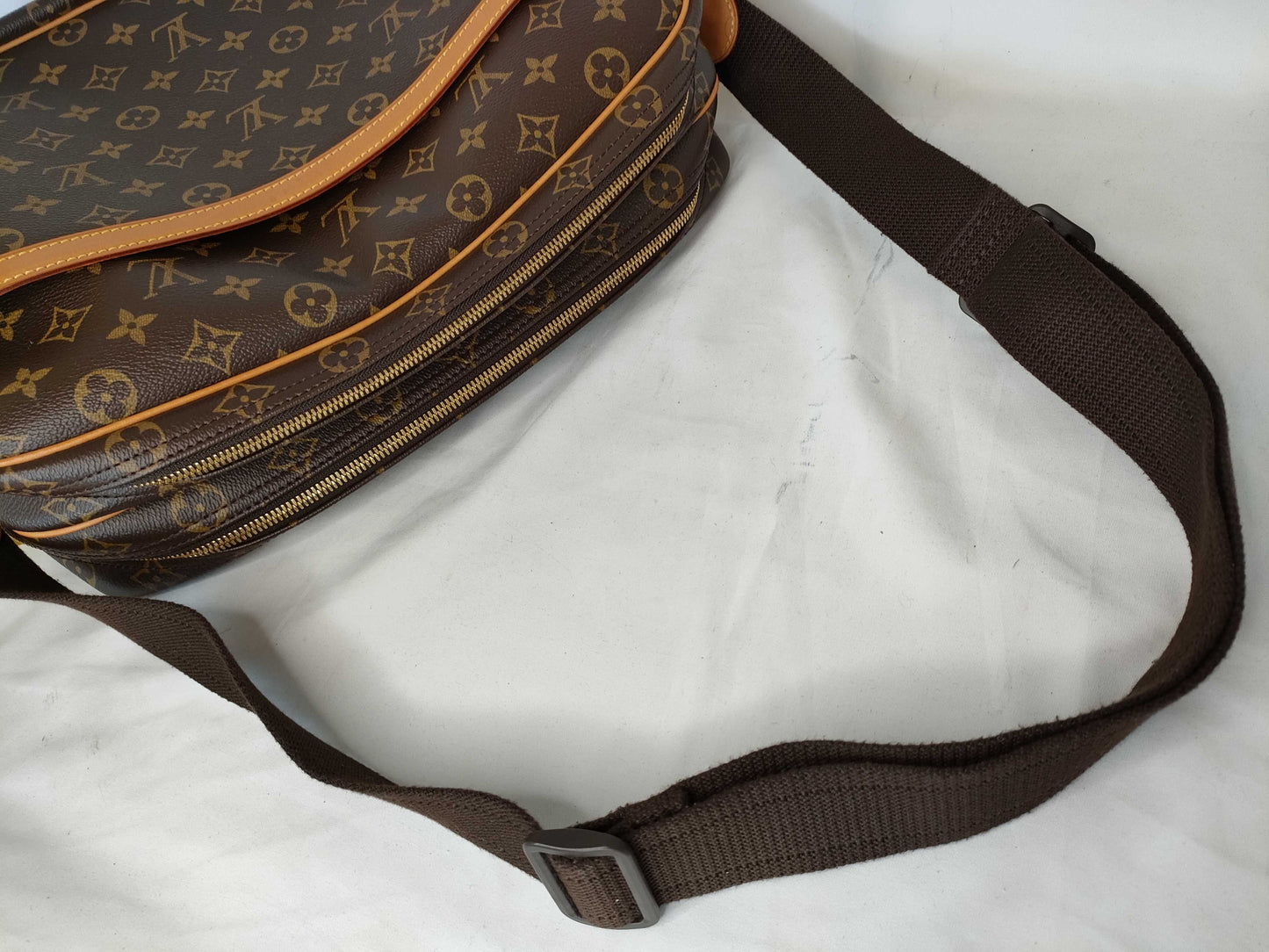 LOUIS VUITTON Monogram M45252 Reporter GM Shoulder Bag