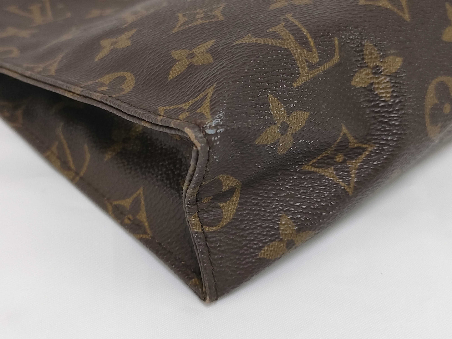 LOUIS VUITTON Monogram Pochette Toilette 26 Clutch Bag