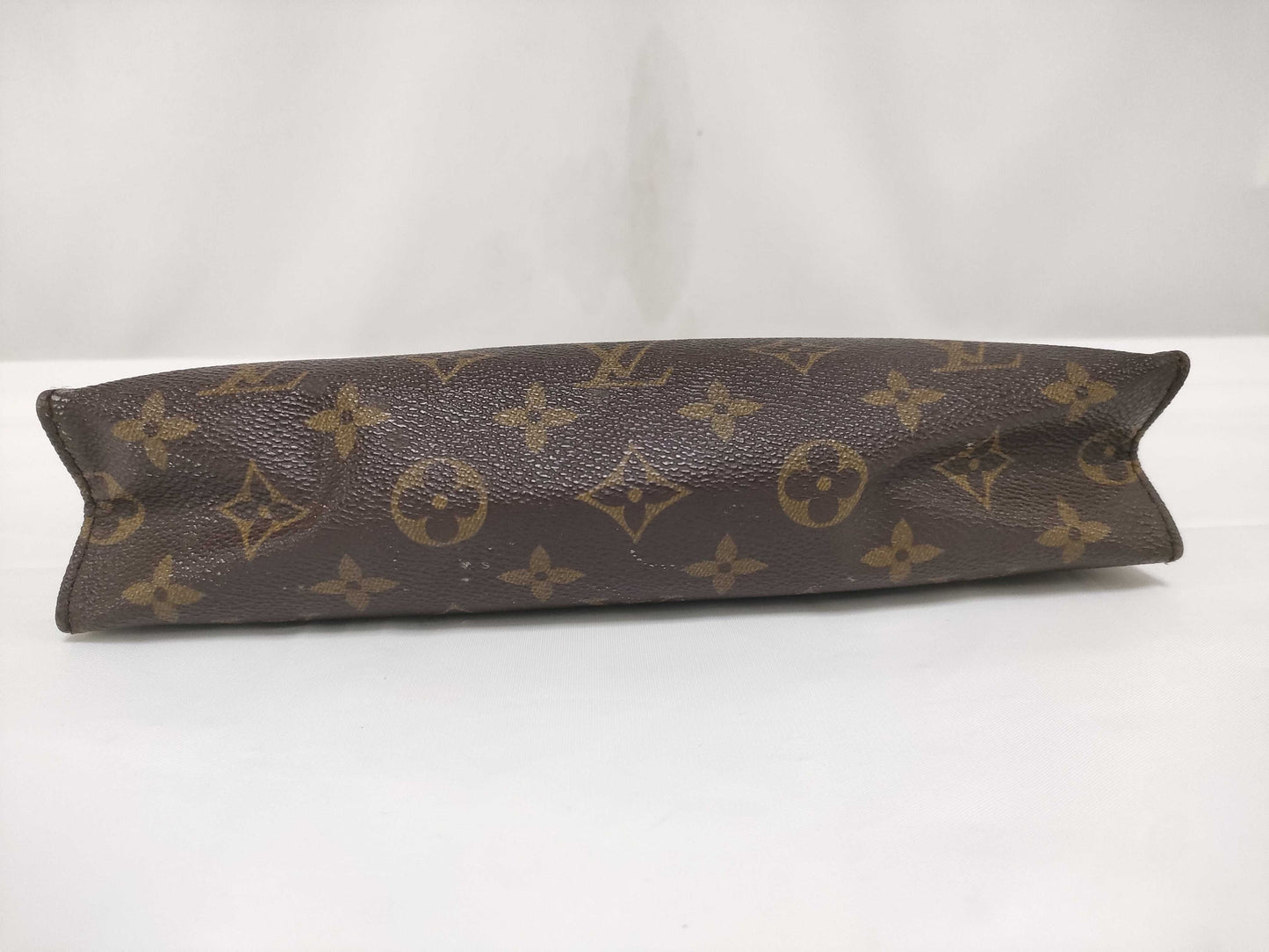LOUIS VUITTON Monogram Pochette Toilette 26 Clutch Bag