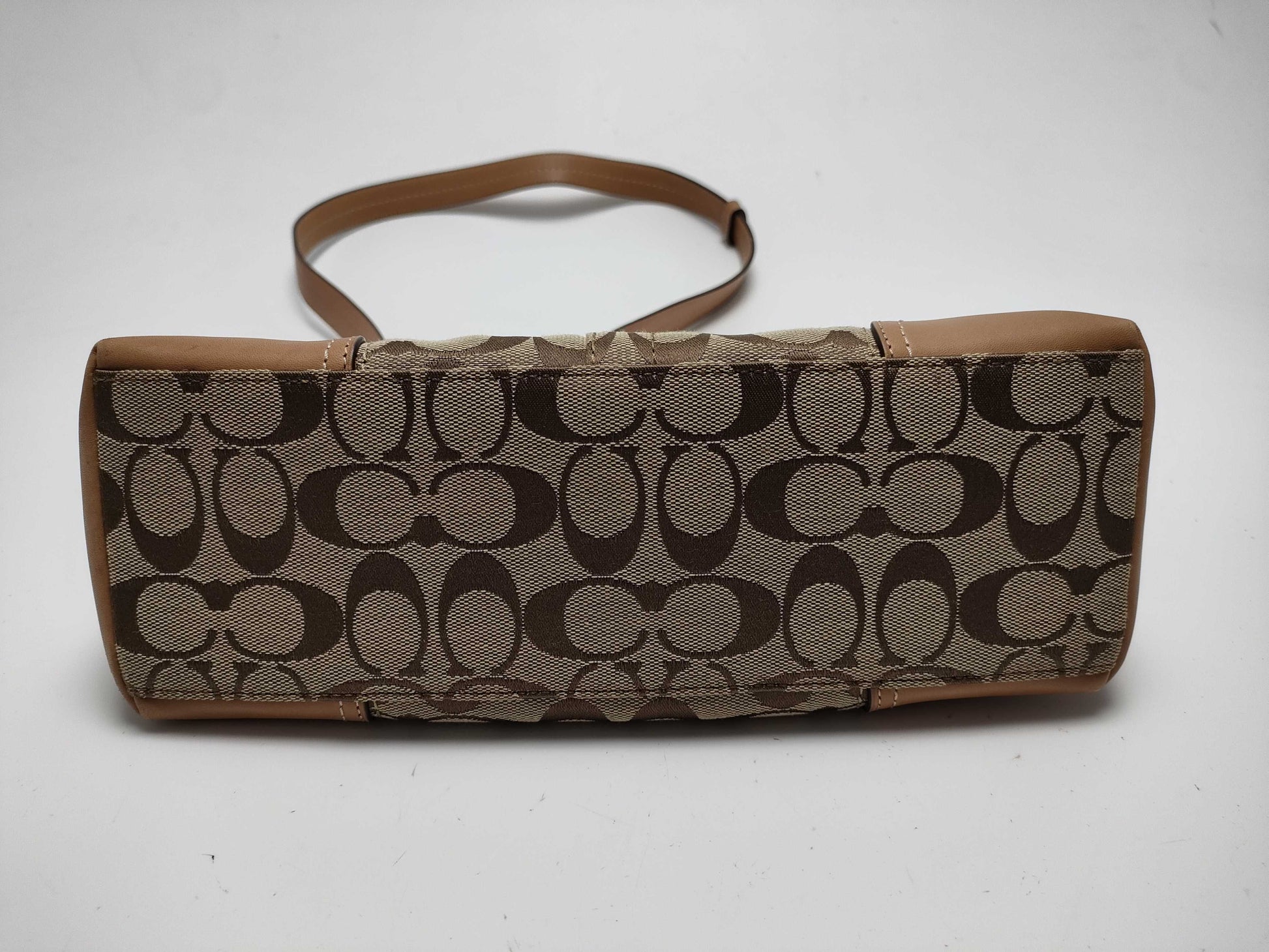 COACH Signature 4-Piece Shoulder Bag