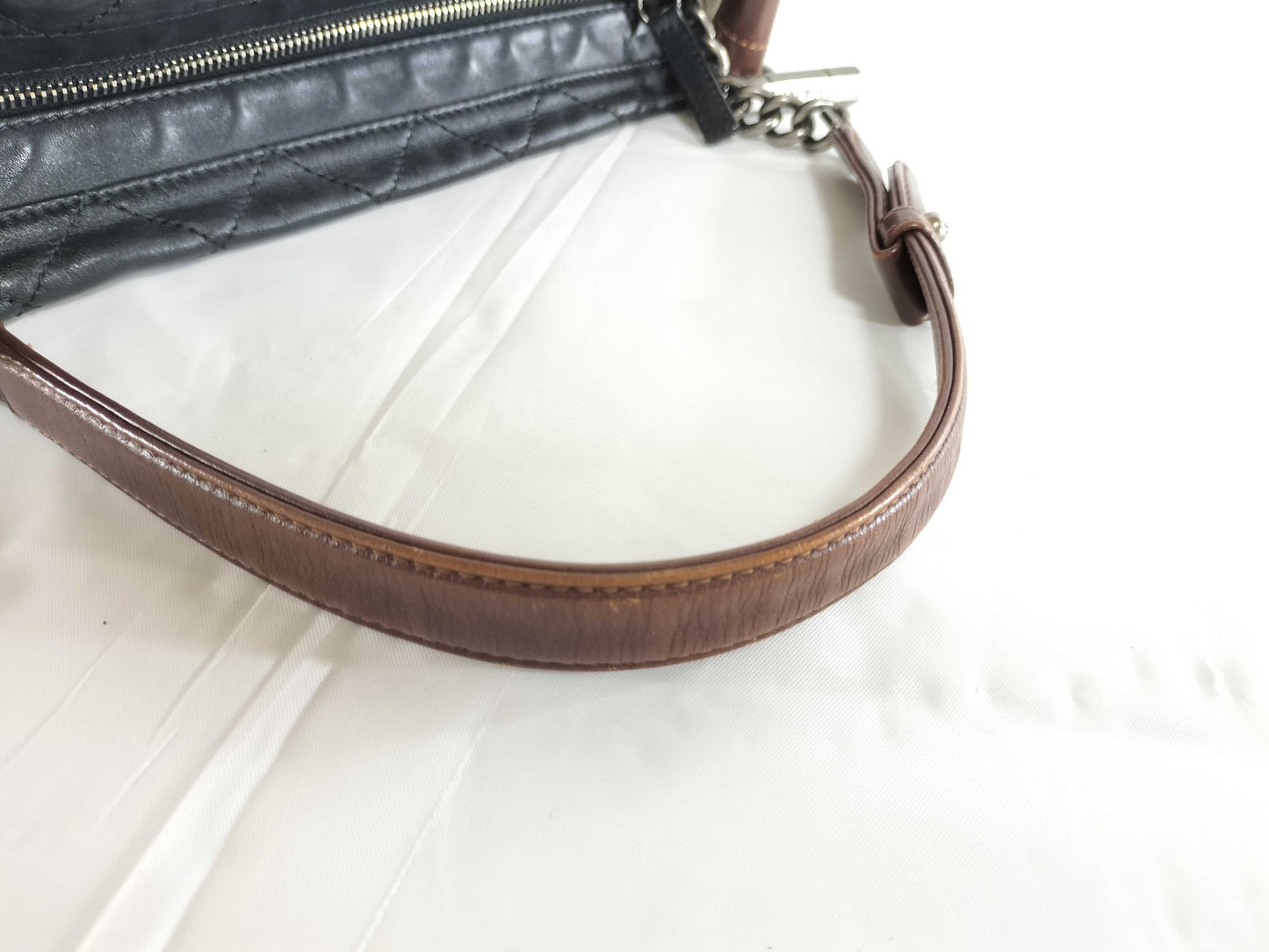 CHANEL Calfskin Quilted Chain Shoulder Bag