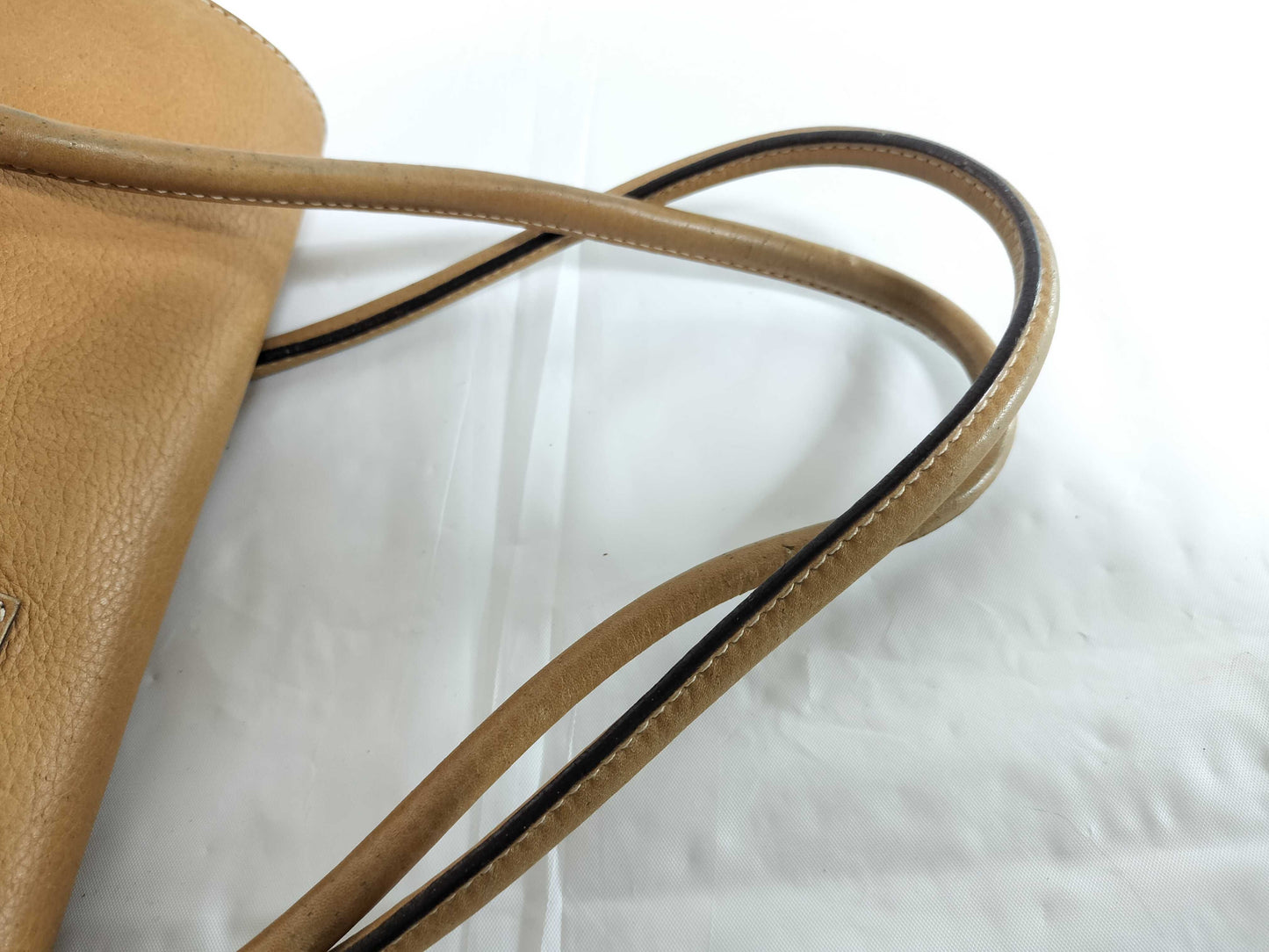 Salvatore Ferragamo Leather Camel Shoulder Bag