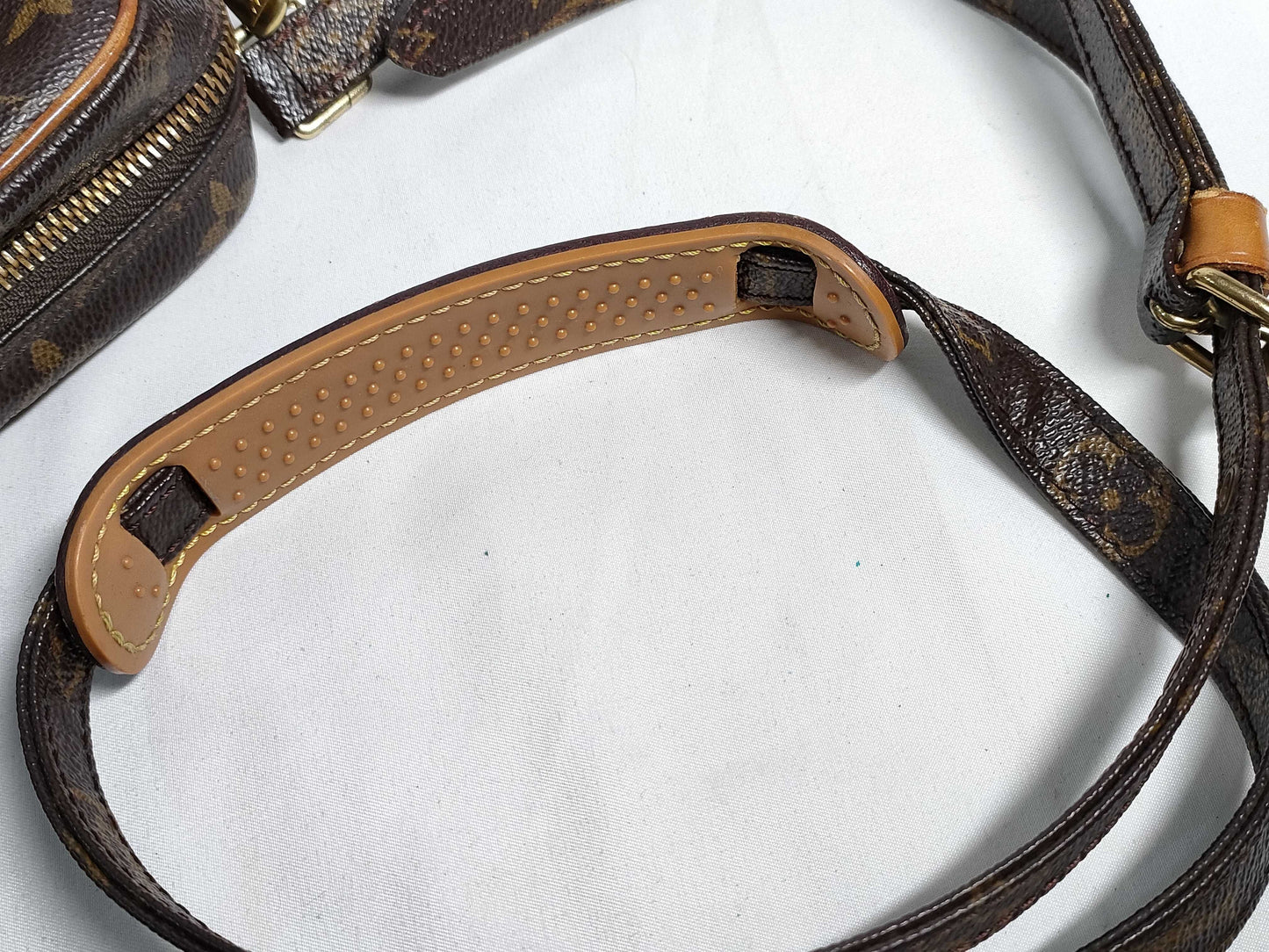 LOUIS VUITTON Monogram M45236 Amazon Shoulder Bag