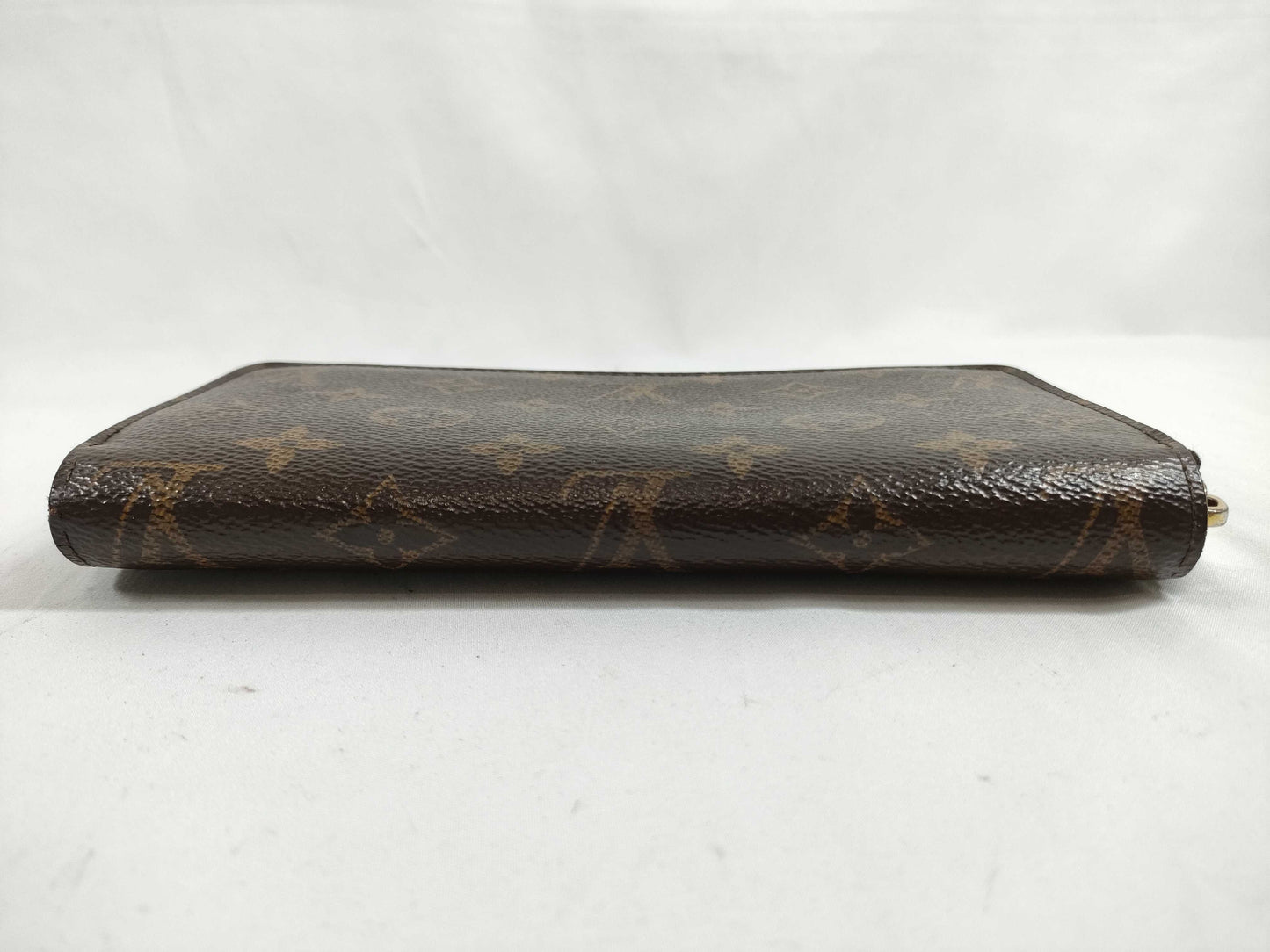 LOUIS VUITTON Monogram M60017 Zippy Wallet