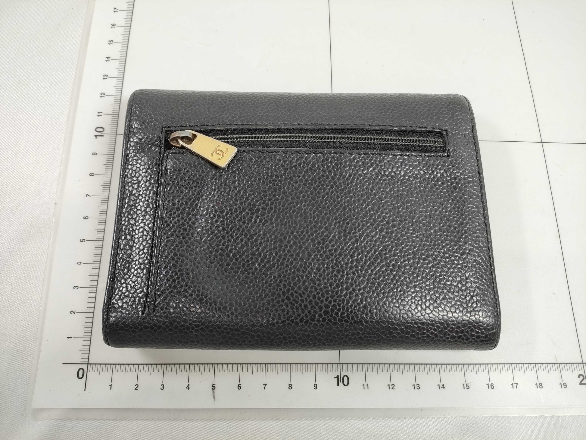 CHANEL Coco Mark Caviar Skin Coco Mark Bifold Wallet