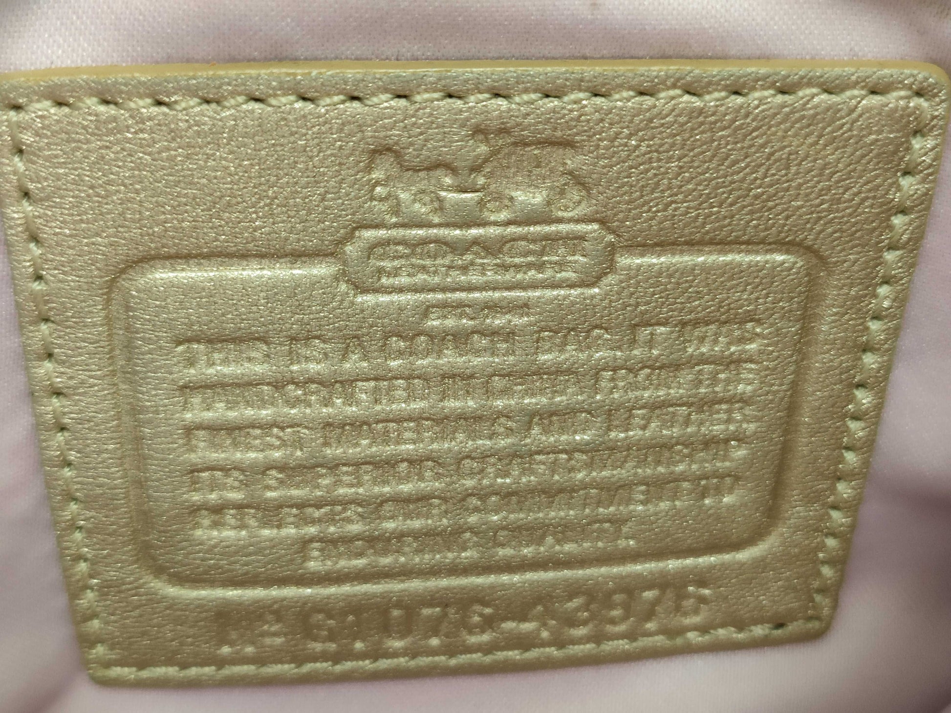 COACH Signature Signature Bag Shoulder Bag