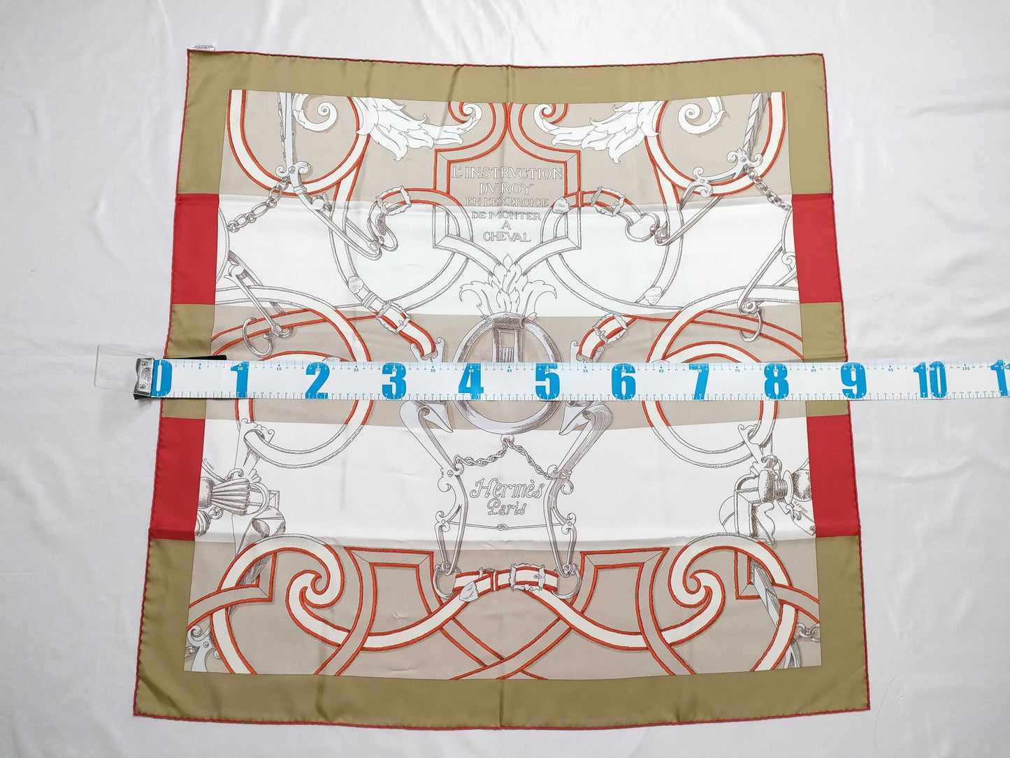 HERMES Carré Imperial Studies/LINSTRVCTION DV ROY EN LEXERCICE Scarf