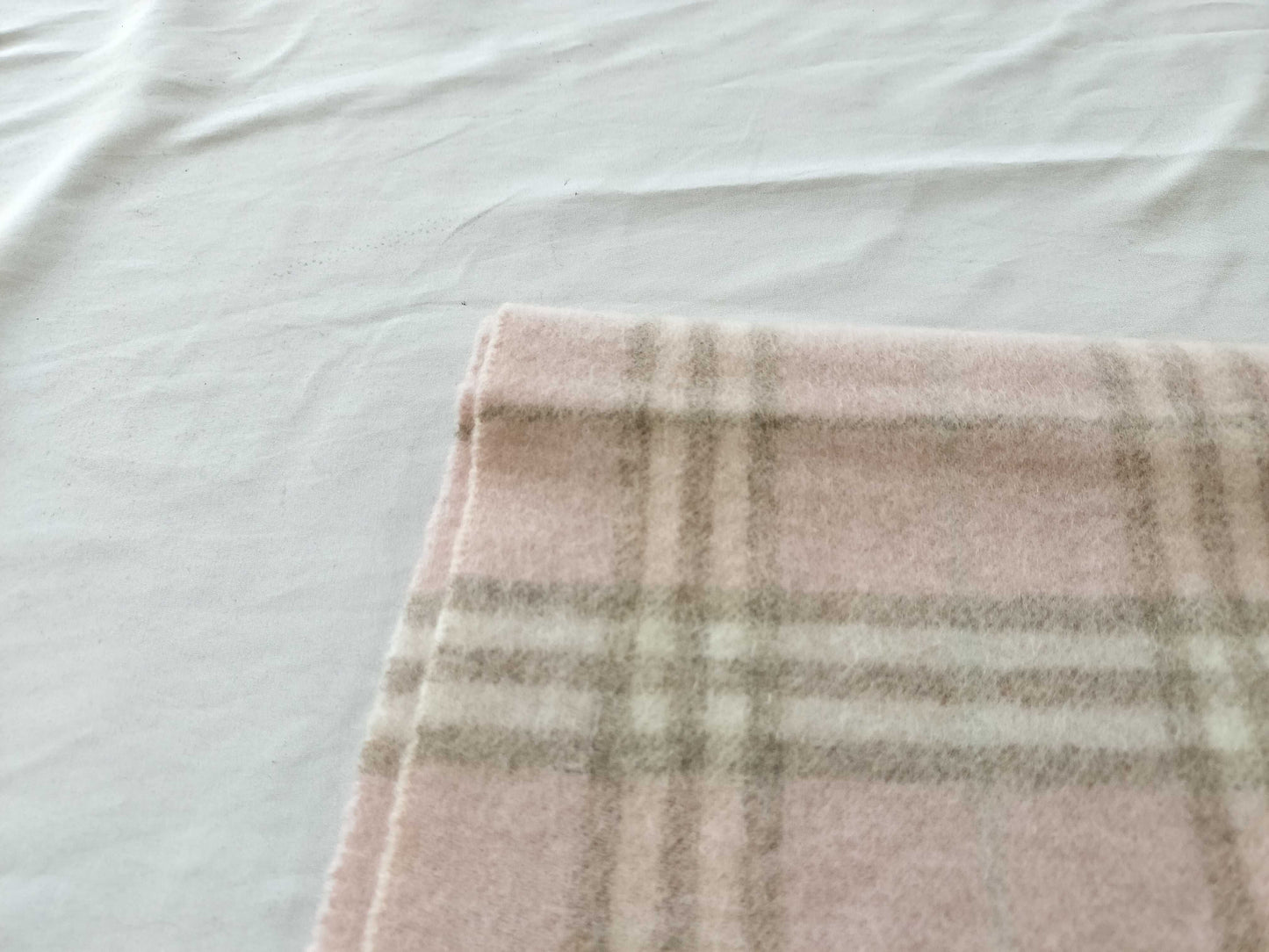 BURBERRY Check Cashmere Pink Scarf