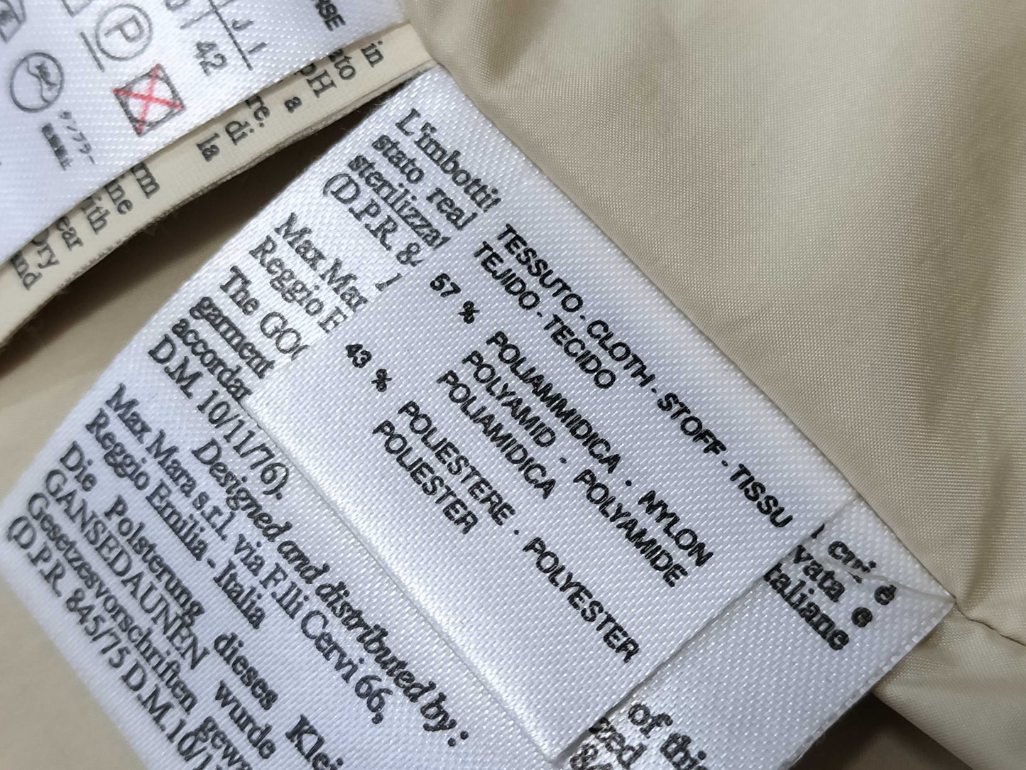 MaxMara Weekend Outerwear Beige Jacket