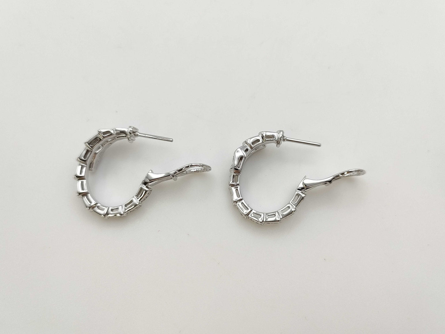 BVLGARI Serpenti Diamond WG AU750 8.8g Earrings