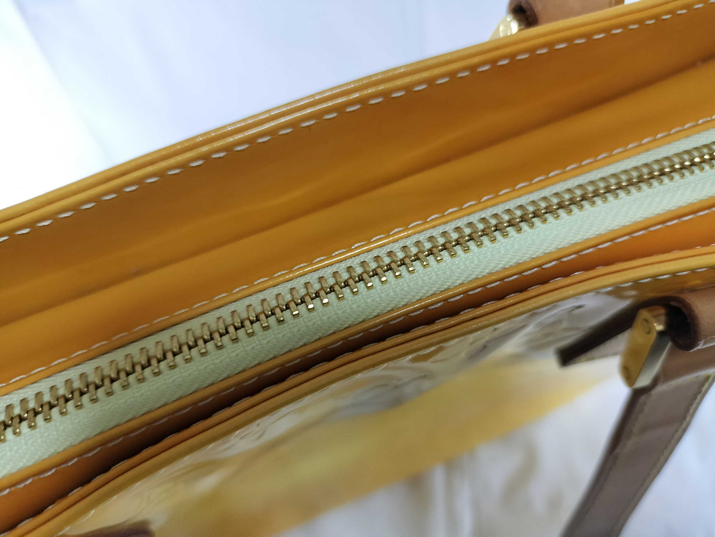 LOUIS VUITTON Vernis Columbus Tote Bag