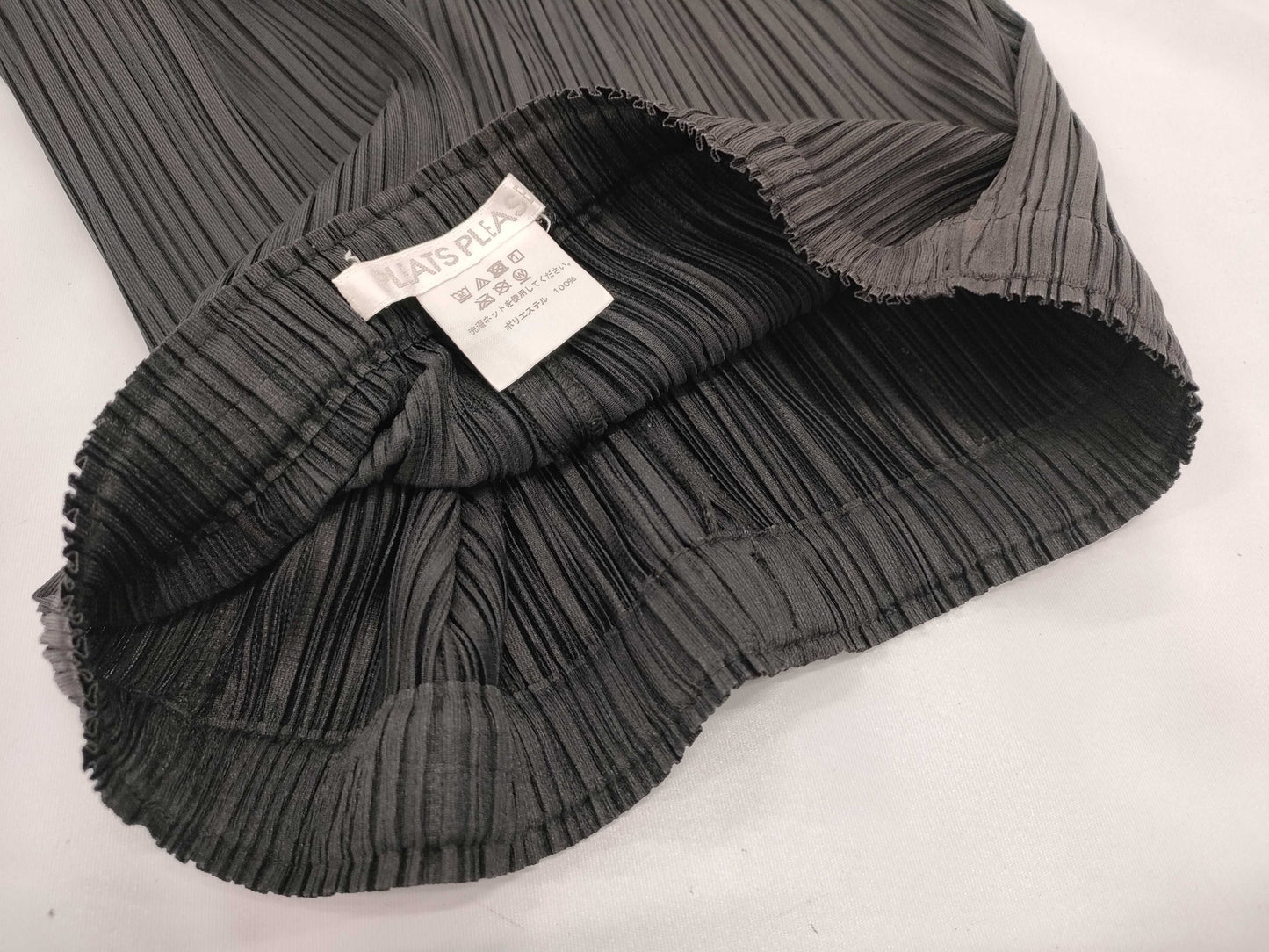 ISSEY MIYAKE Pleats Please Pants