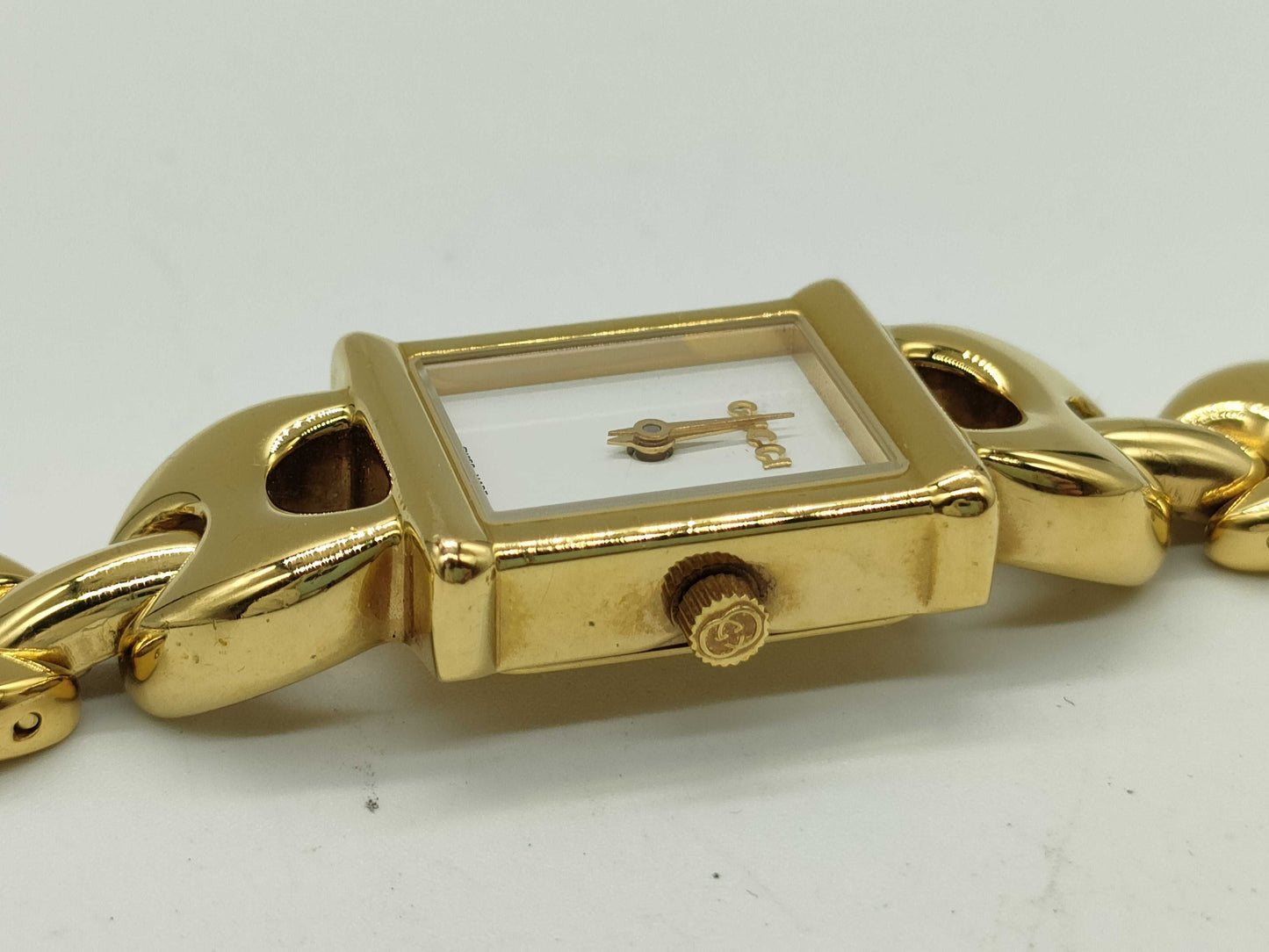 GUCCI 1800L Gold Replacement Strap Non-Moving Women's Watch