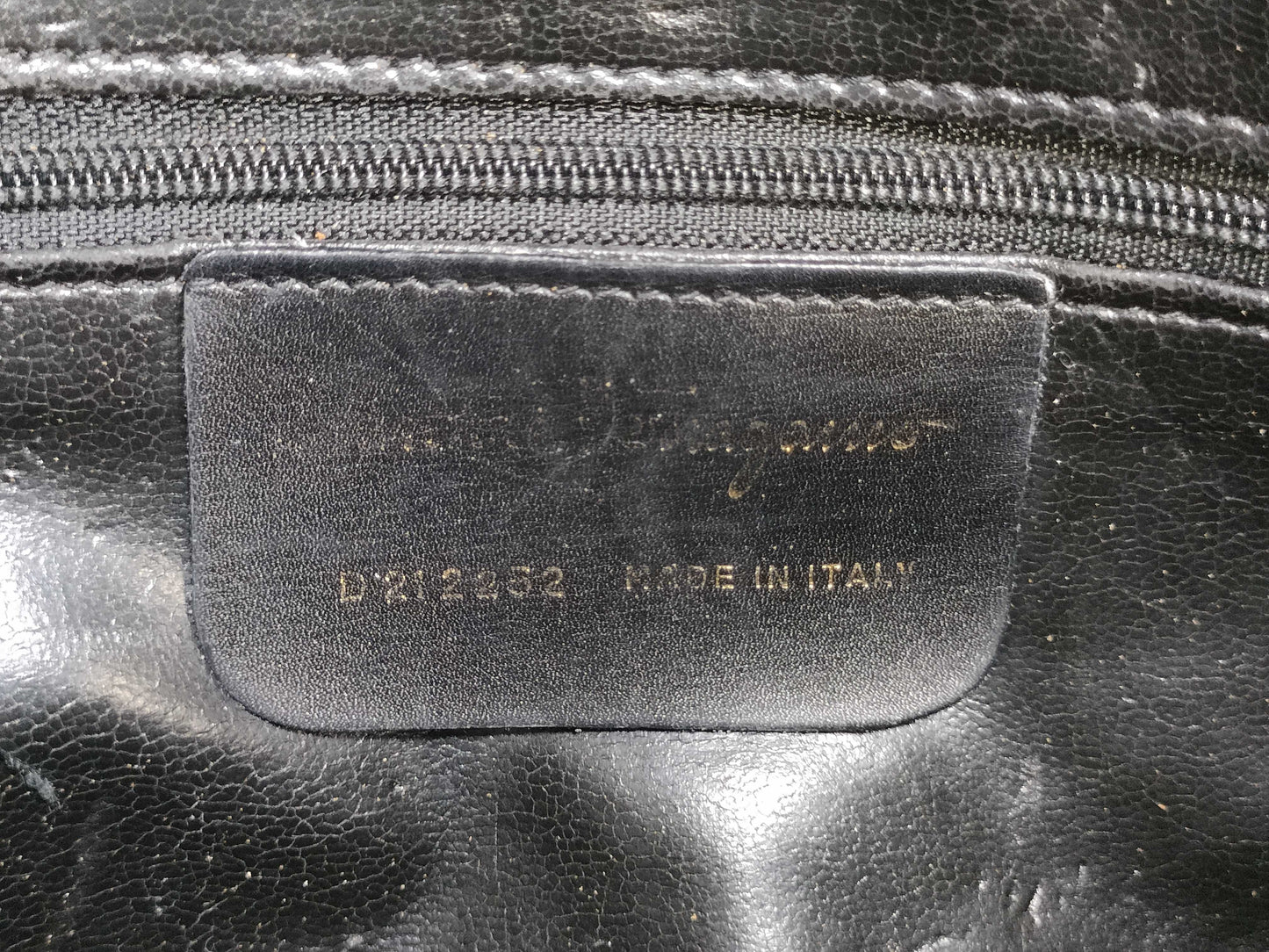HERMES Gucci/Ferragamo shoulder bag set