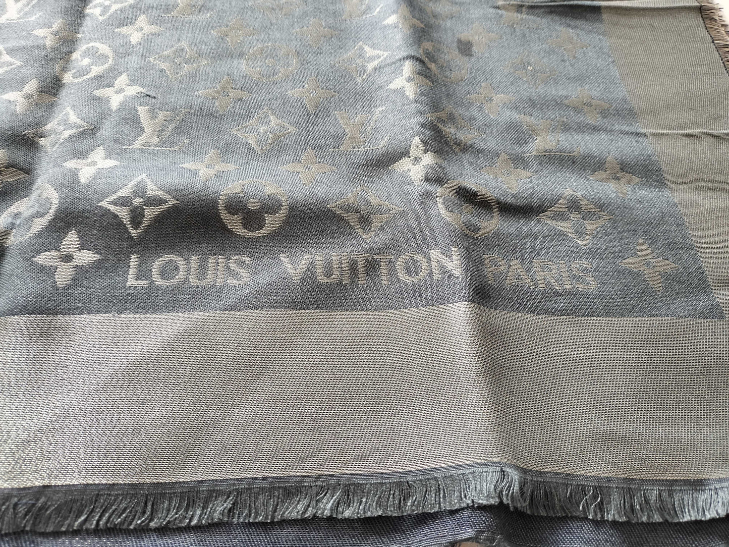 LOUIS VUITTON Monogram Monogram Large Scarf Scarf