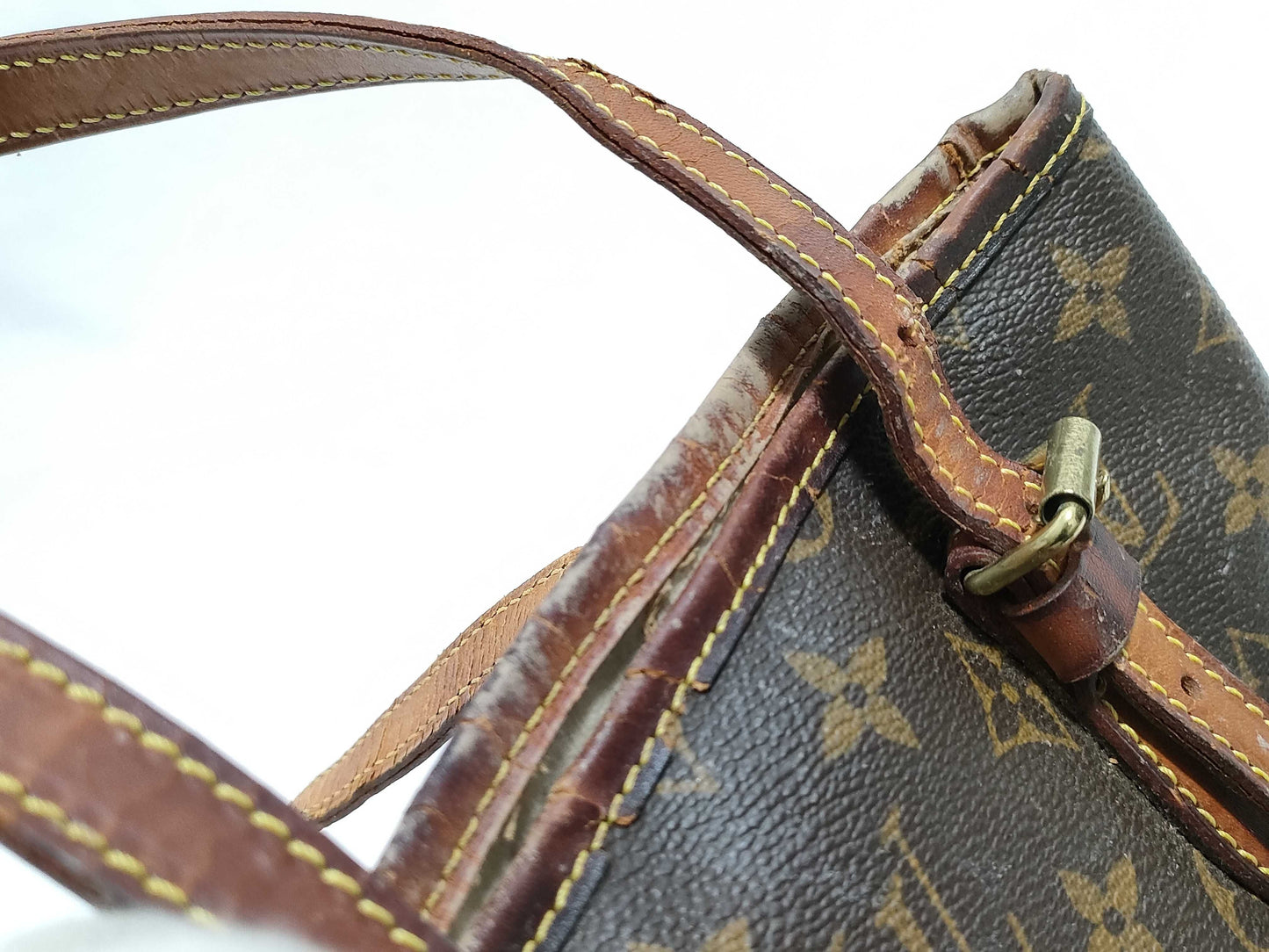 LOUIS VUITTON Monogram Mini Bucket Shoulder Bag