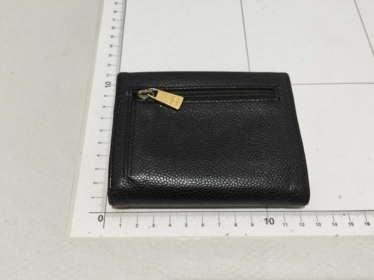 CHANEL Caviar Tri-fold Wallet