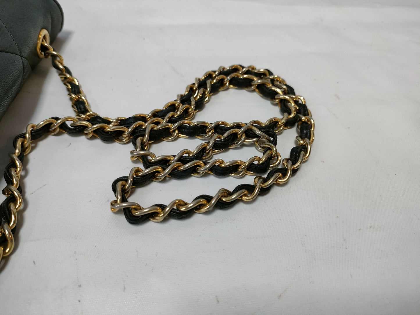 CHANEL Lambskin Vintage Chain Shoulder Bag