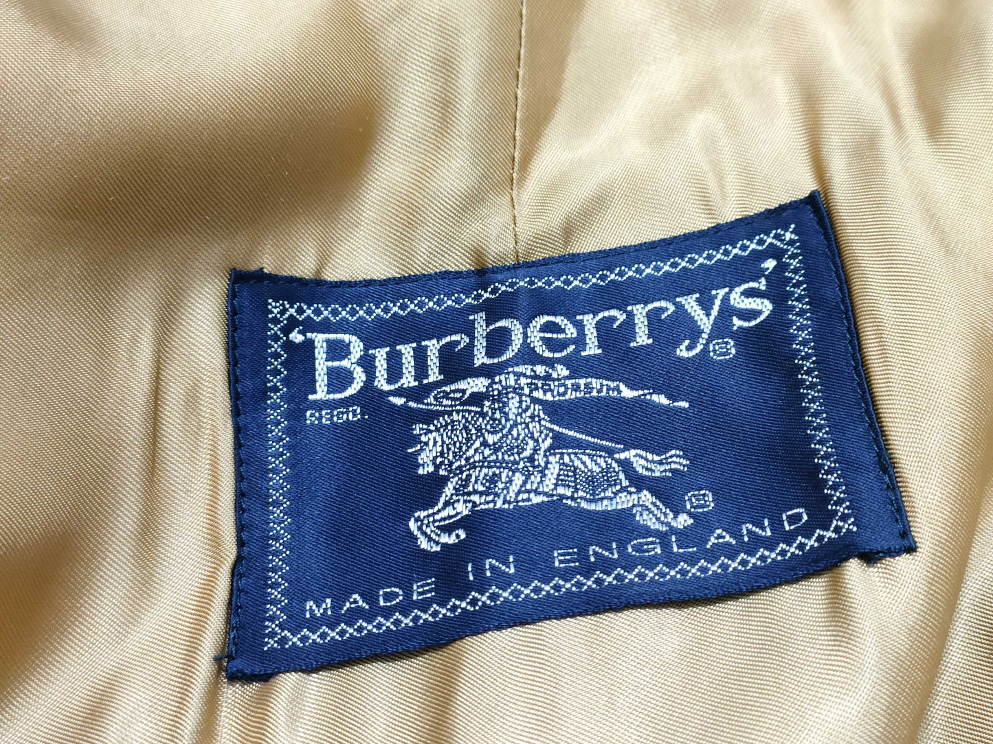 BURBERRY Long Coat Nova Chuck Coat