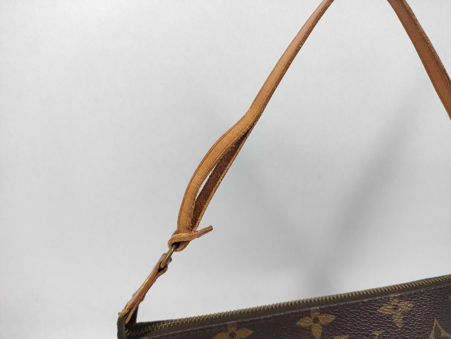 LOUIS VUITTON Monogram M51980 Accessory Pouch