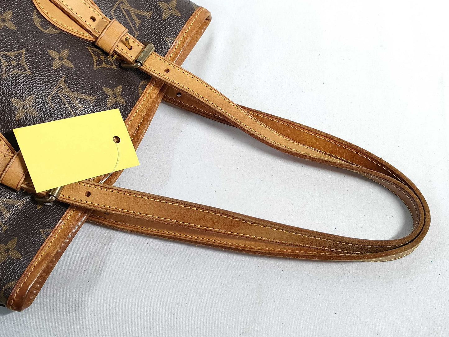 LOUIS VUITTON Monogram Petit Bucket PM Tote Bag