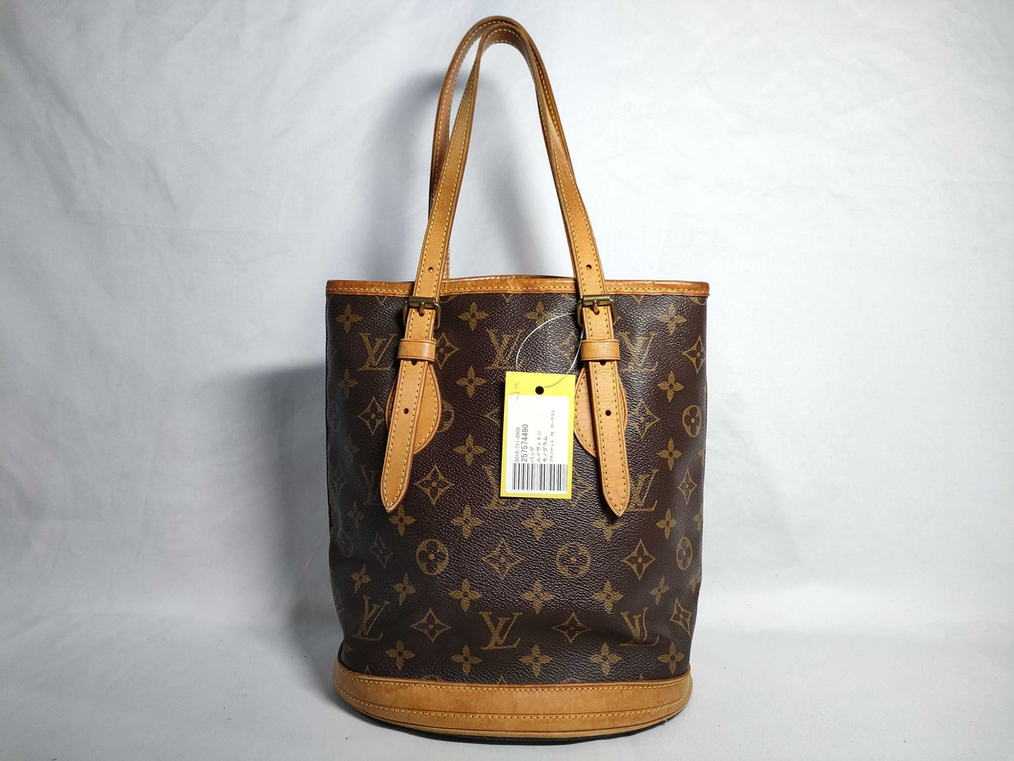 LOUIS VUITTON Monogram Petit Bucket PM Tote Bag