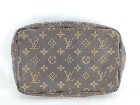 LOUIS VUITTON Monogram True Toilet 23 Second Bag